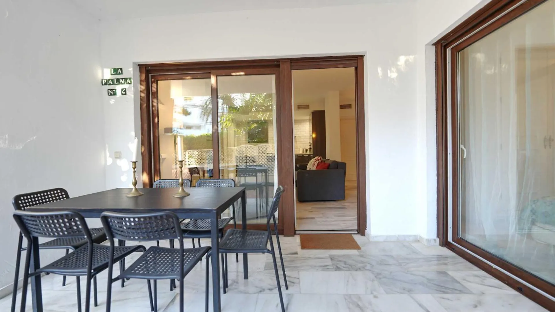 2039 Cozy Beachfront Apartment On Golden Beach Marbella Spain