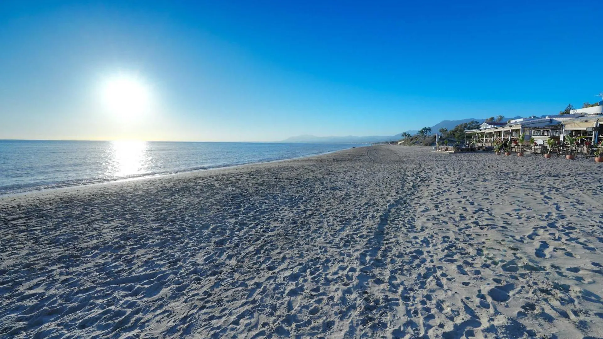 2039 Cozy Beachfront Apartment On Golden Beach Marbella 0*,  Spain